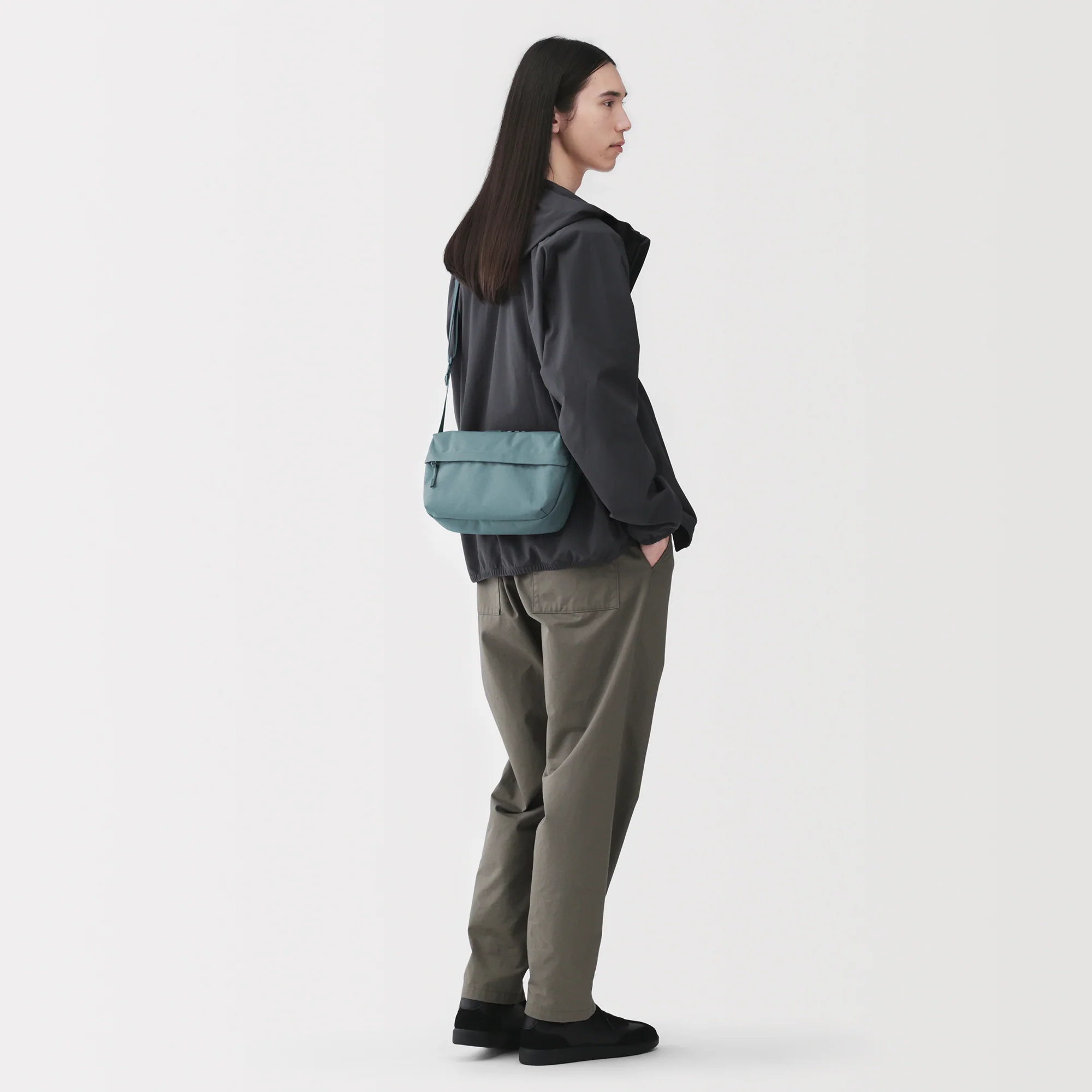 Water Repellent Shoulder Bag - Image 4