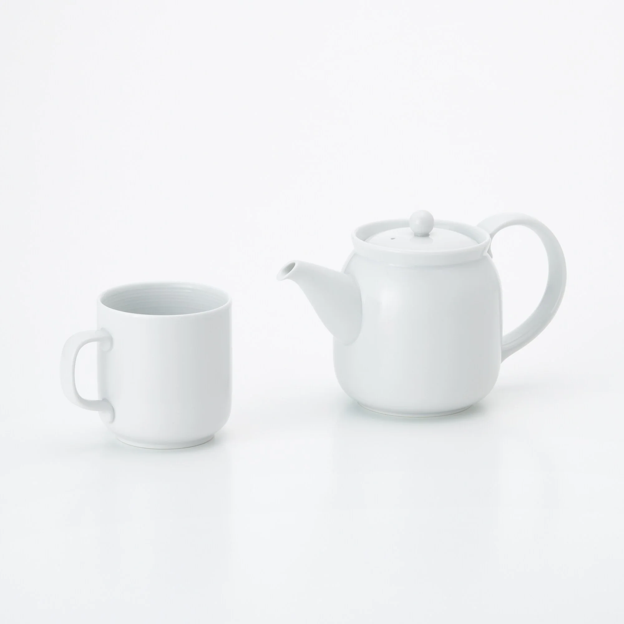 White Porcelain Tea Pot - Image 17