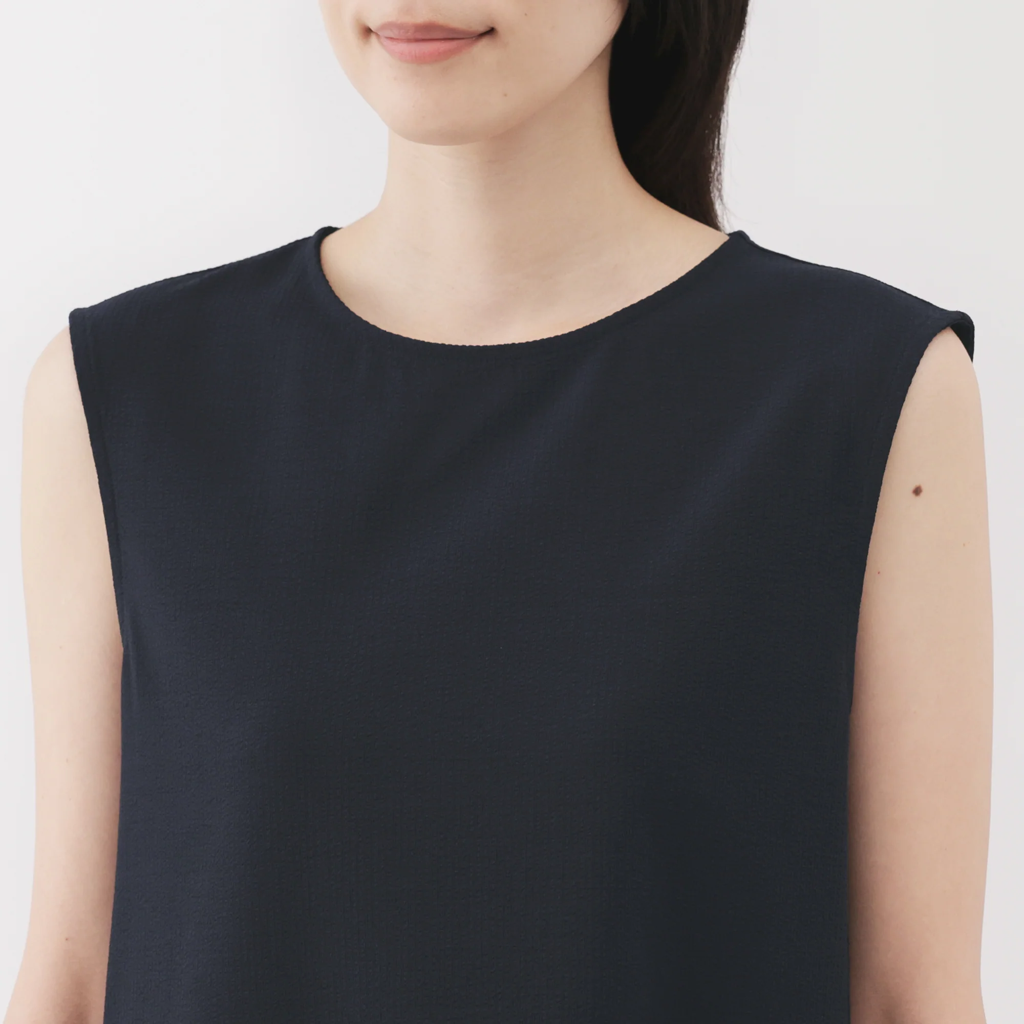 Women's Breathable Seersucker Sleeveless Dress - Image 17