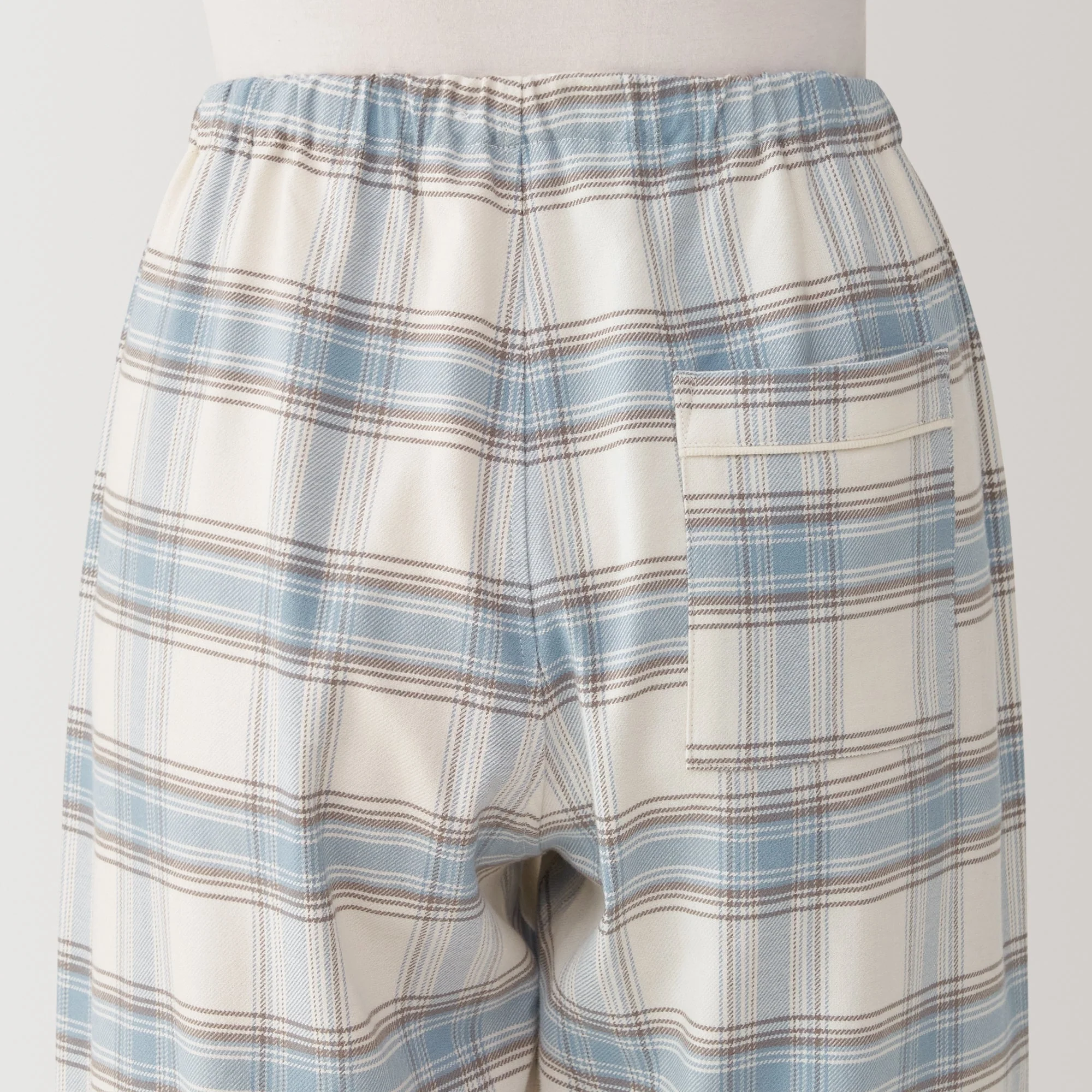 Women's Side Seamless Flannel Pajamas - Image 10