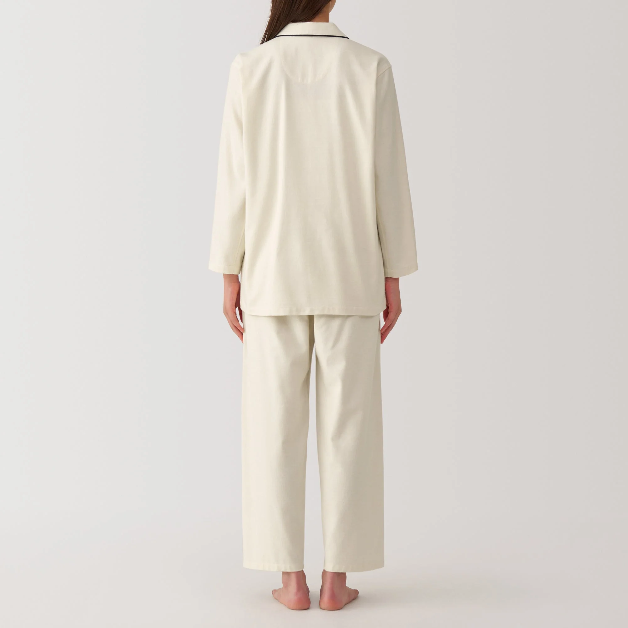 Women's Side Seamless Flannel Pajamas - Image 17