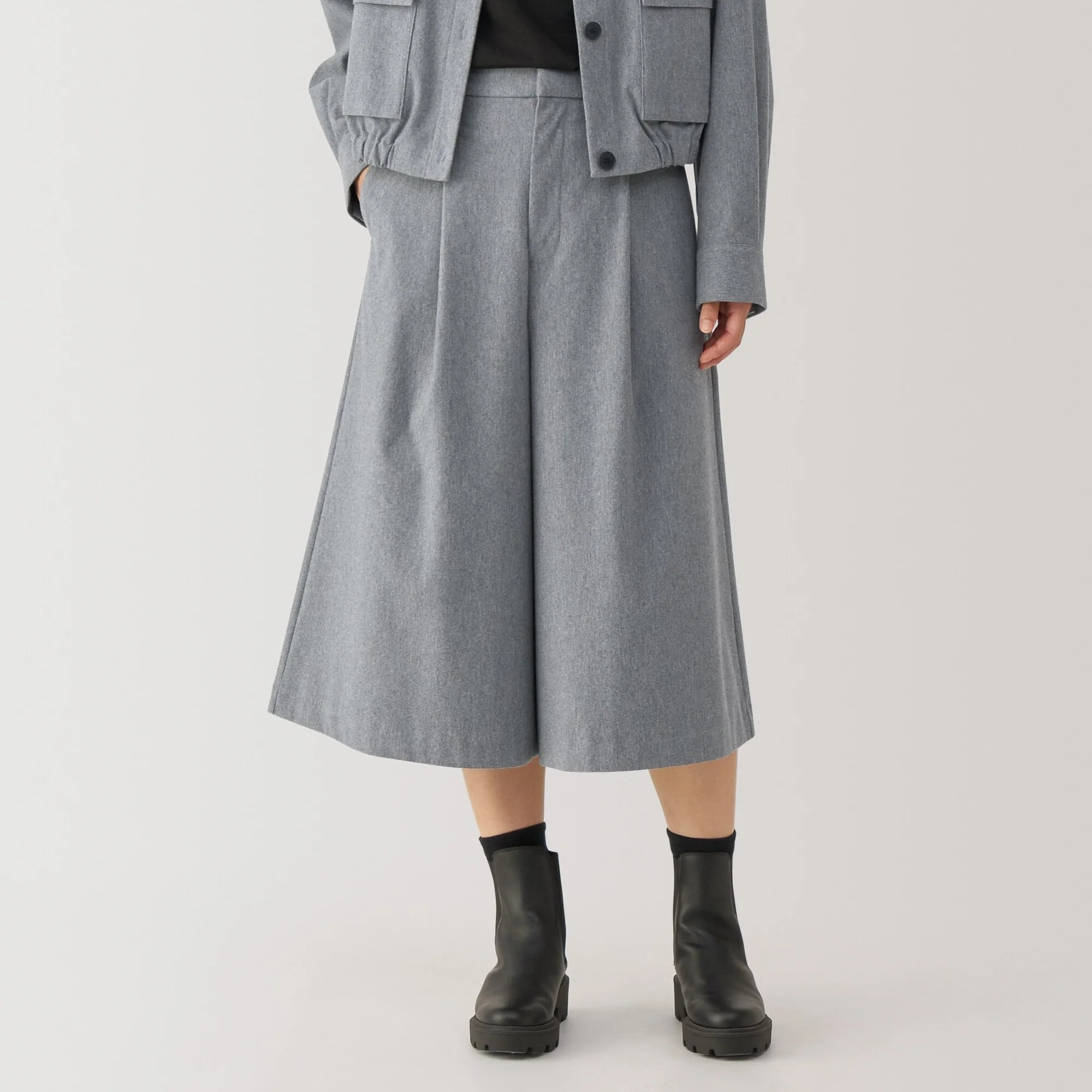Women's Stretch Brushed Cropped Pants - Image 3
