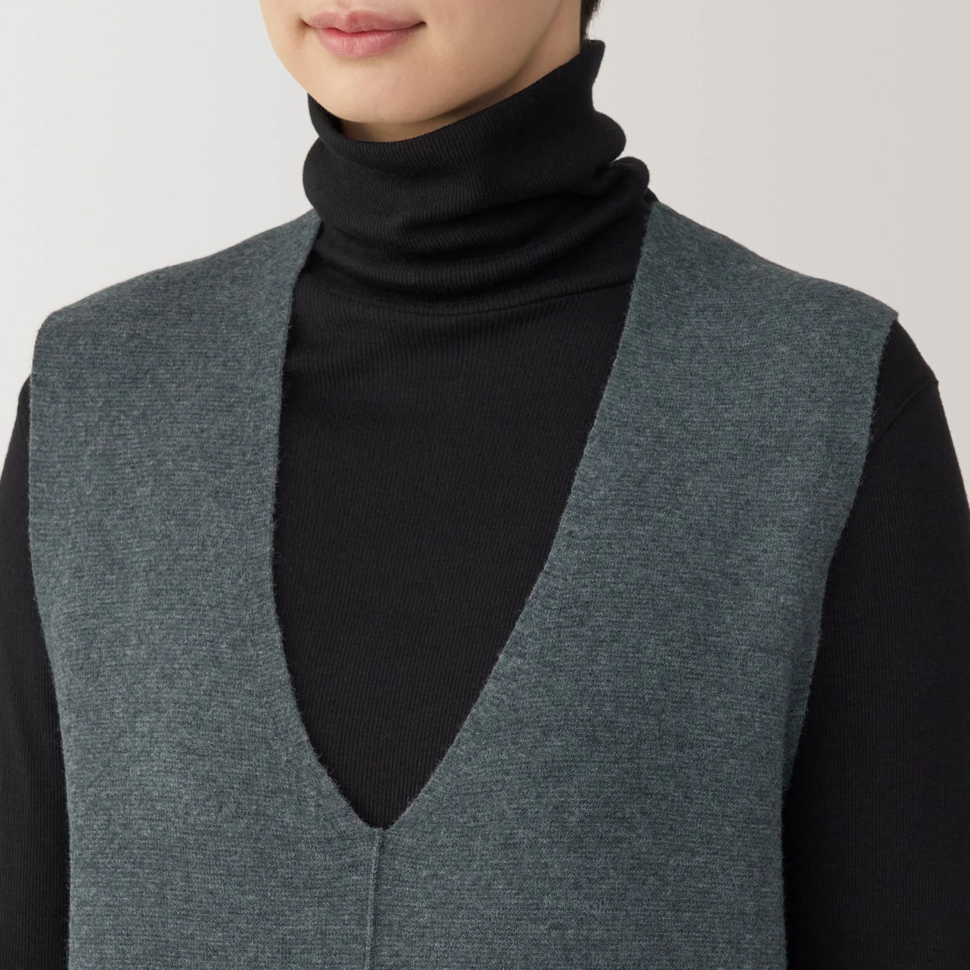 Women's Washable Milano Ribbed Long Vest - Image 14