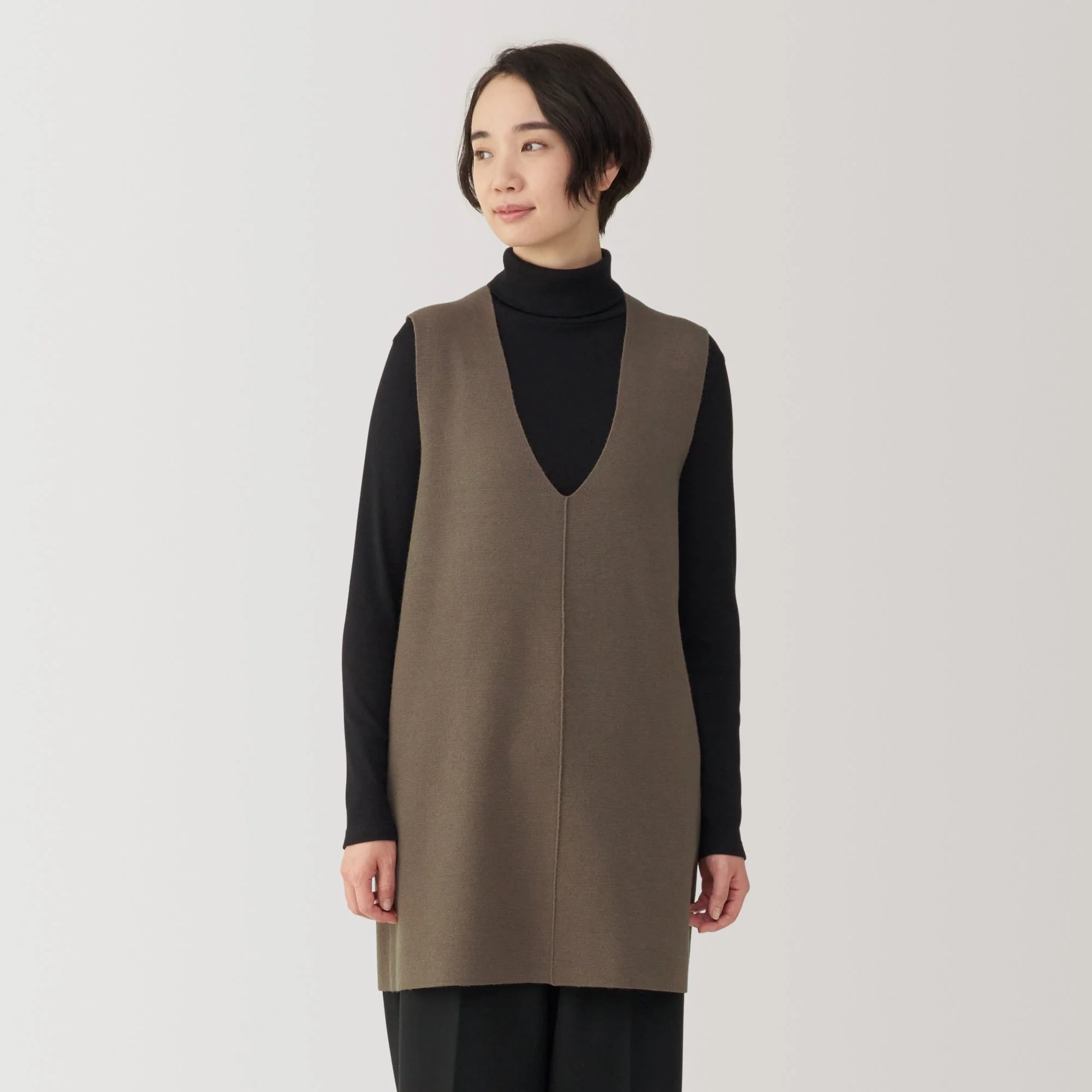 Women's Washable Milano Ribbed Long Vest - Image 17
