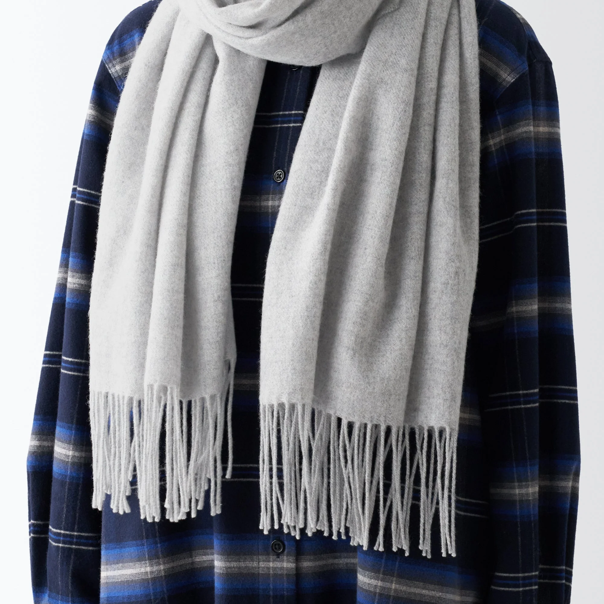 Wool 2-way Large Stole - Image 17