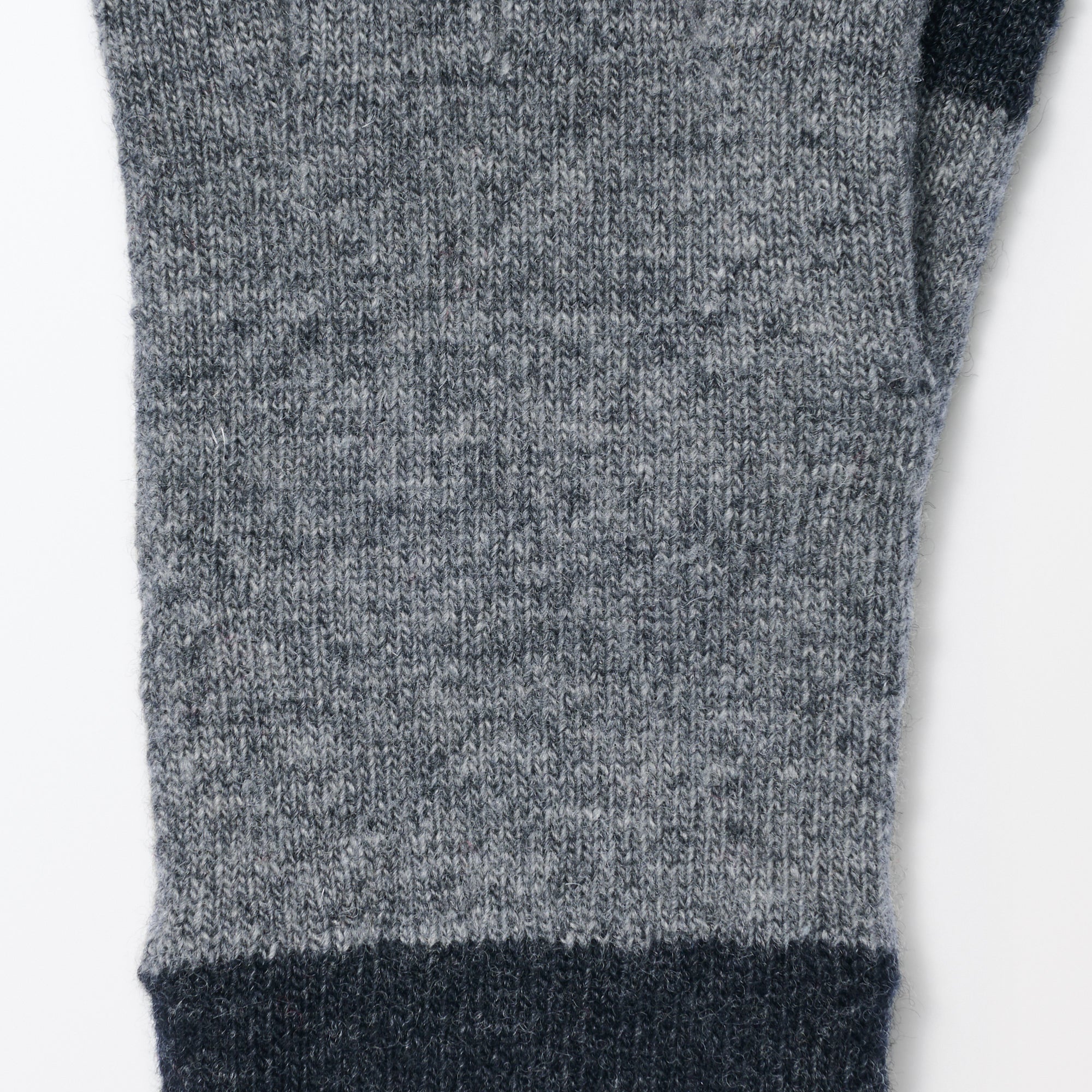 Wool Blend Touchscreen Bicolor Gloves - Image 16