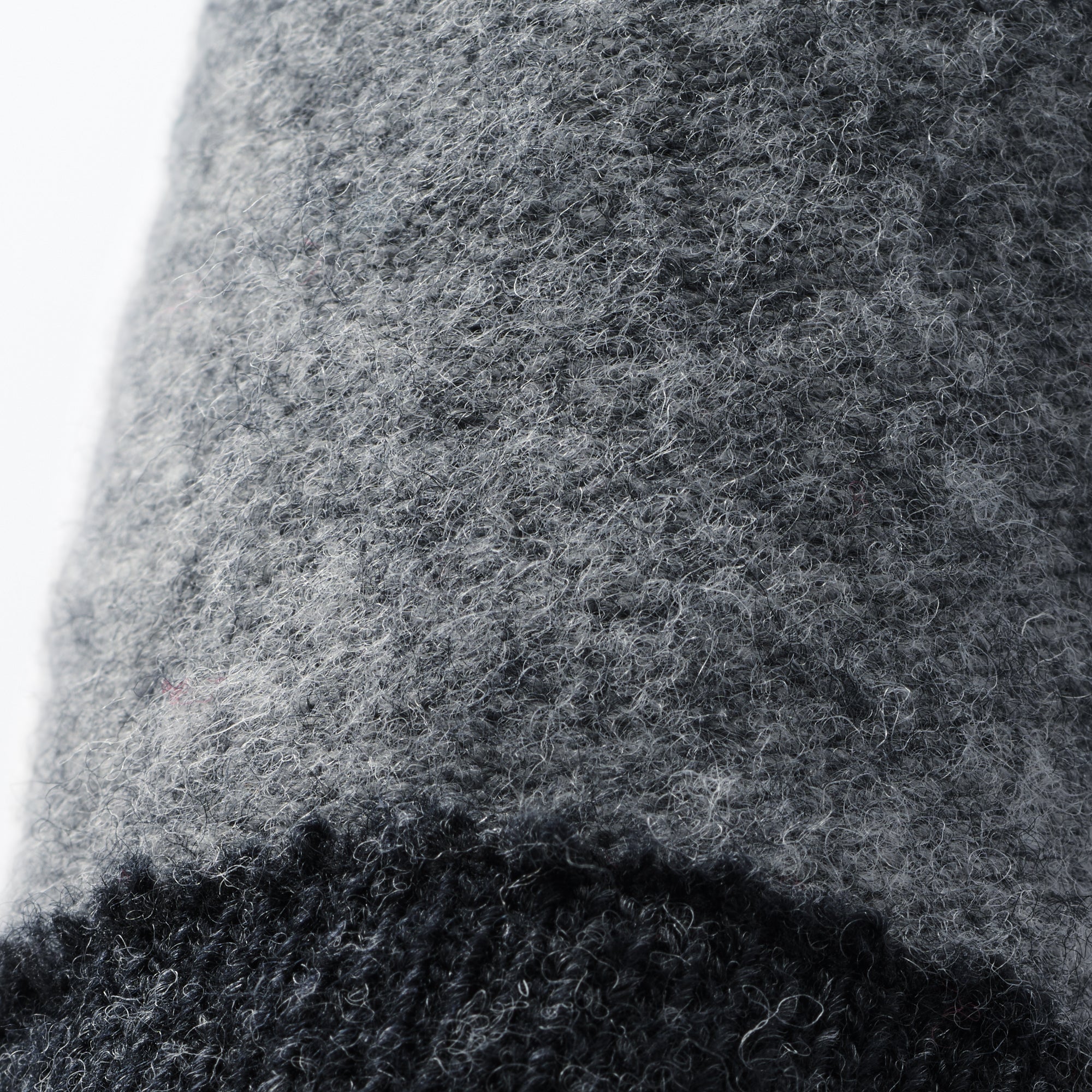 Wool Blend Touchscreen Bicolor Gloves - Image 17