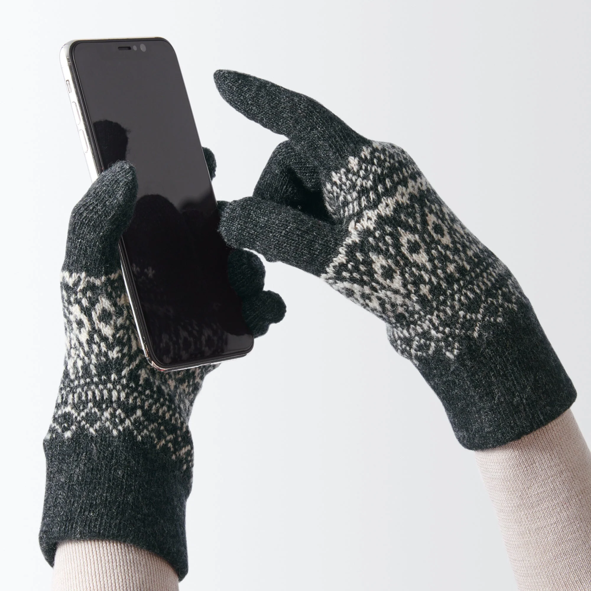 Wool Blend Patterned Touchscreen Gloves - Image 13