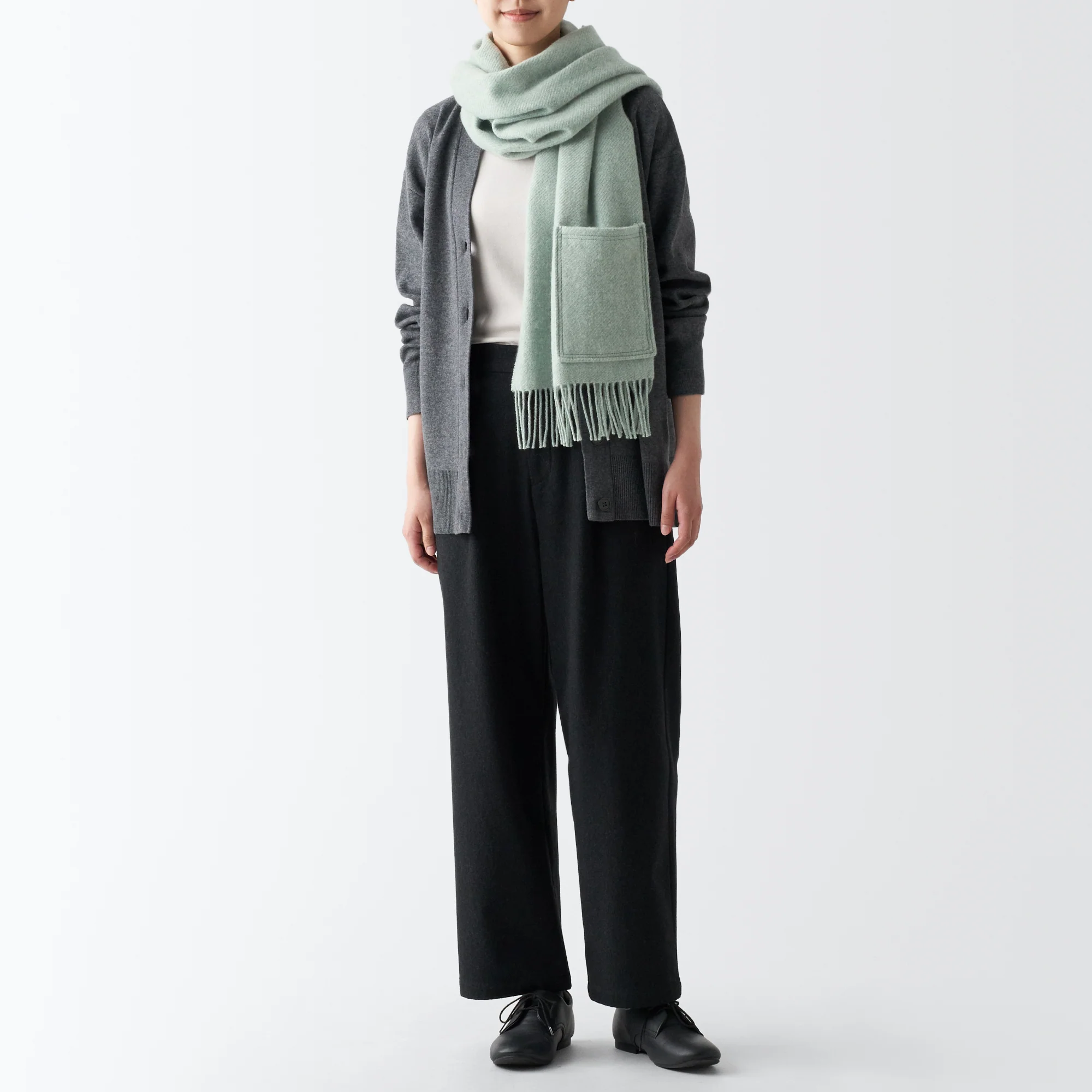 Wool Stole with Pocket - Image 9